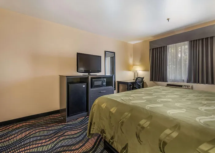 Equality Hotel 2*