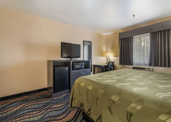 Hotel Equality Rockford